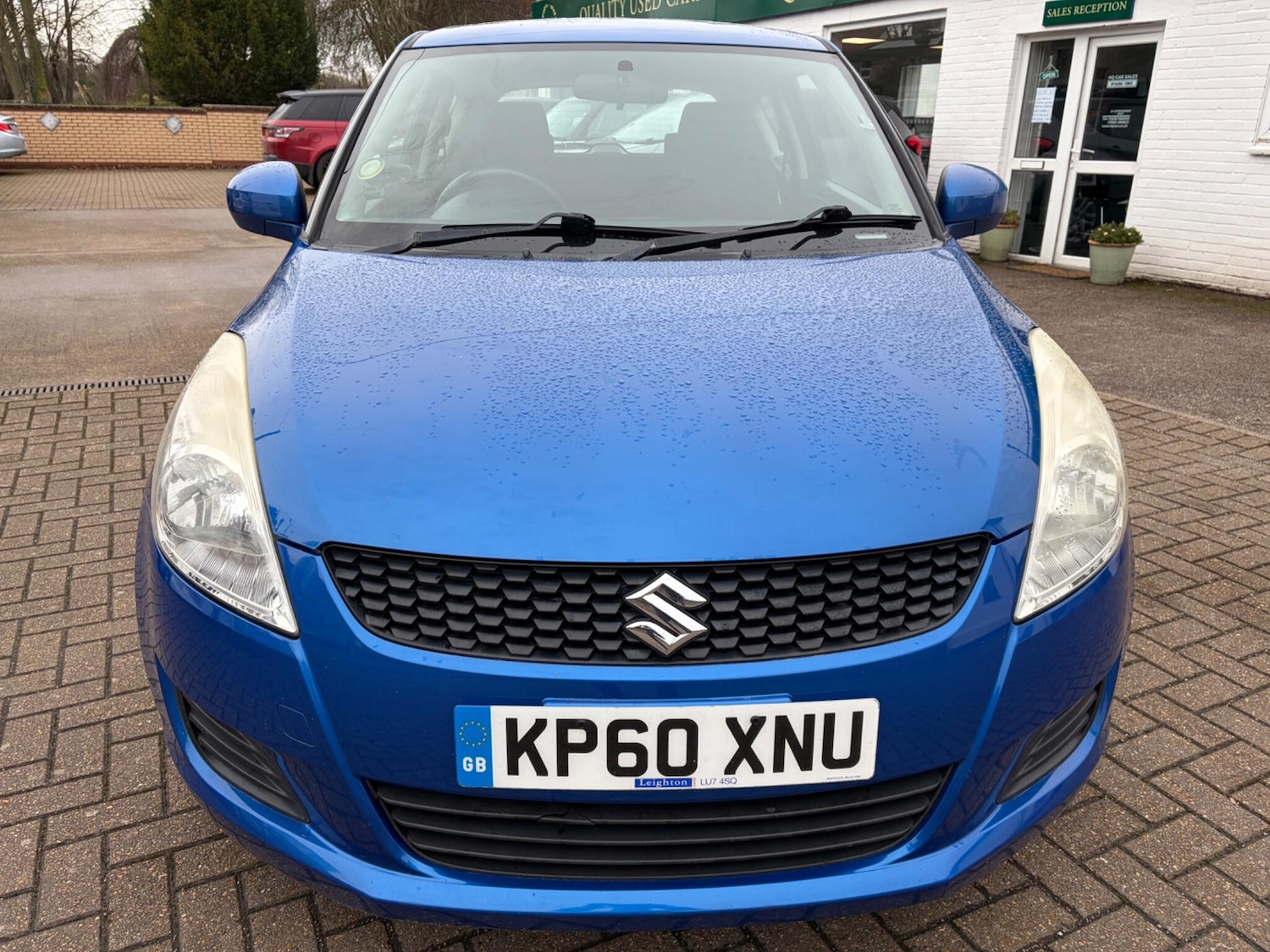 Used Suzuki Swift 2010 for sale - 77647492: Photo 2