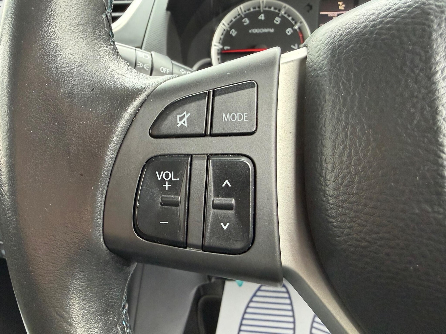 Used Suzuki Swift 2010 for sale - 77647492: Photo 21