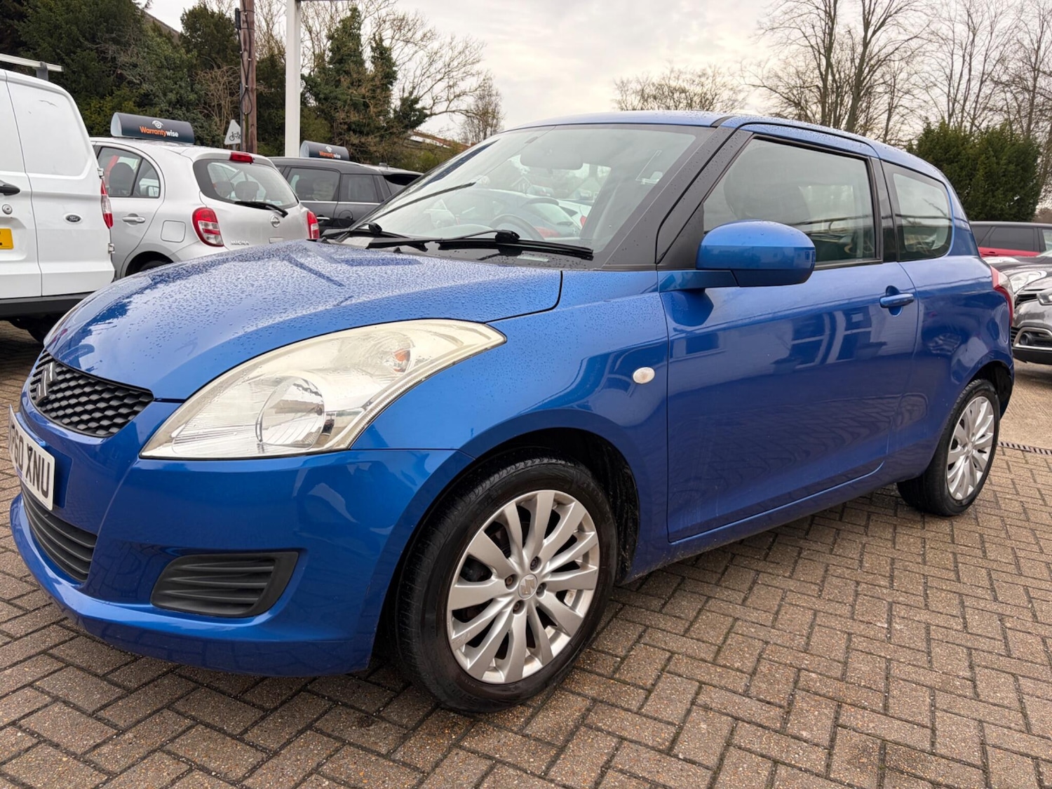 Used Suzuki Swift 2010 for sale - 77647492: Photo 3
