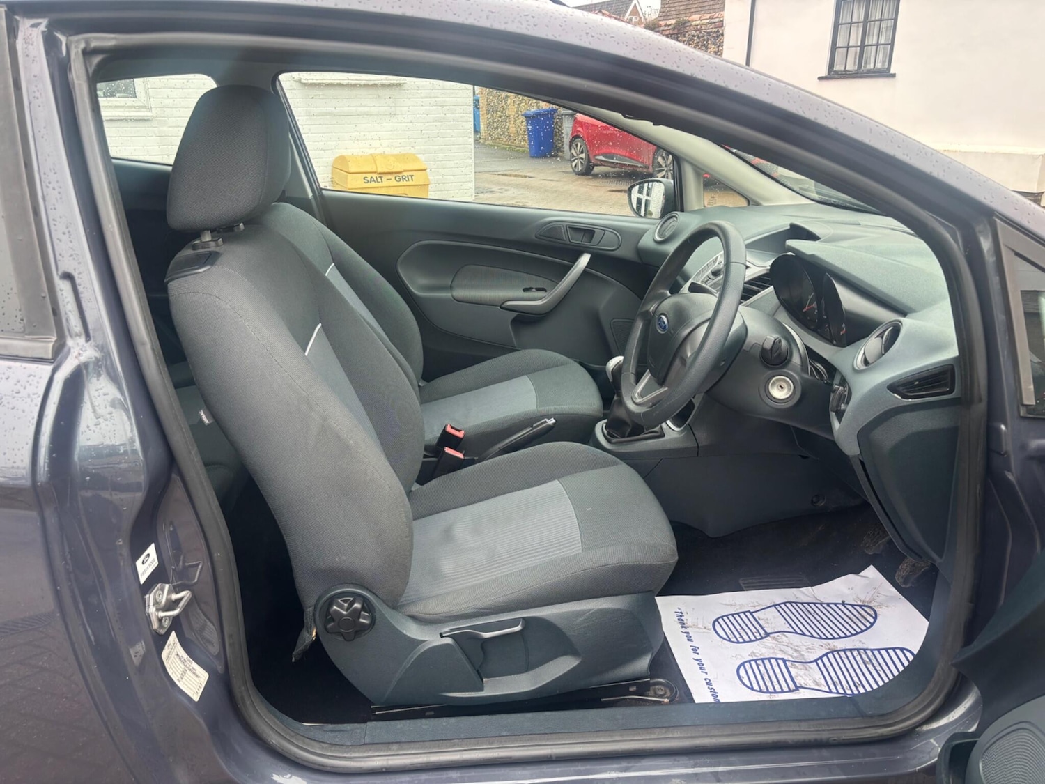 Used Ford Fiesta 2011 for sale - 77647493: Photo 16