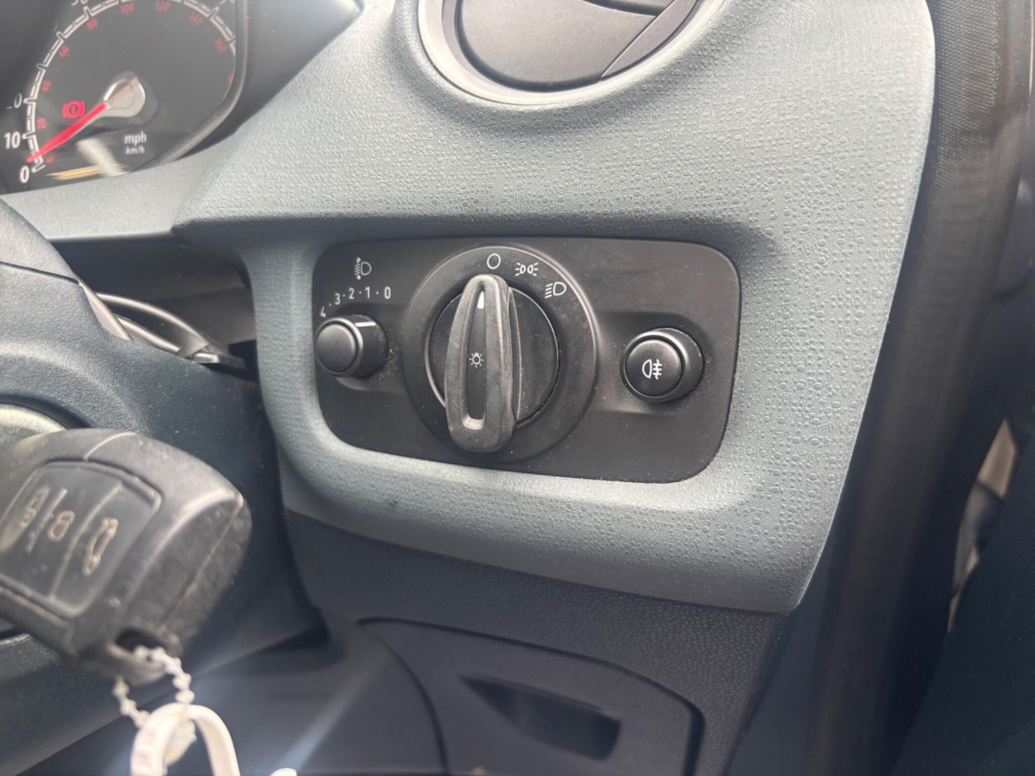 Used Ford Fiesta 2011 for sale - 77647493: Photo 25