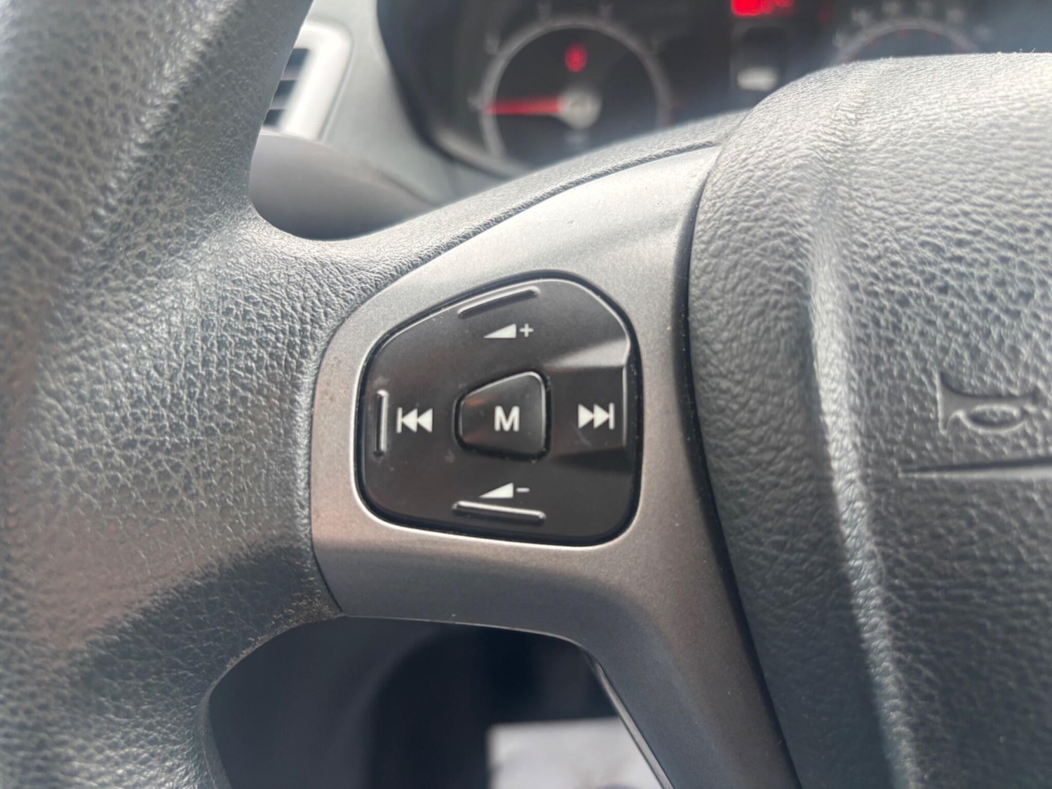 Used Ford Fiesta 2011 for sale - 77647493: Photo 26