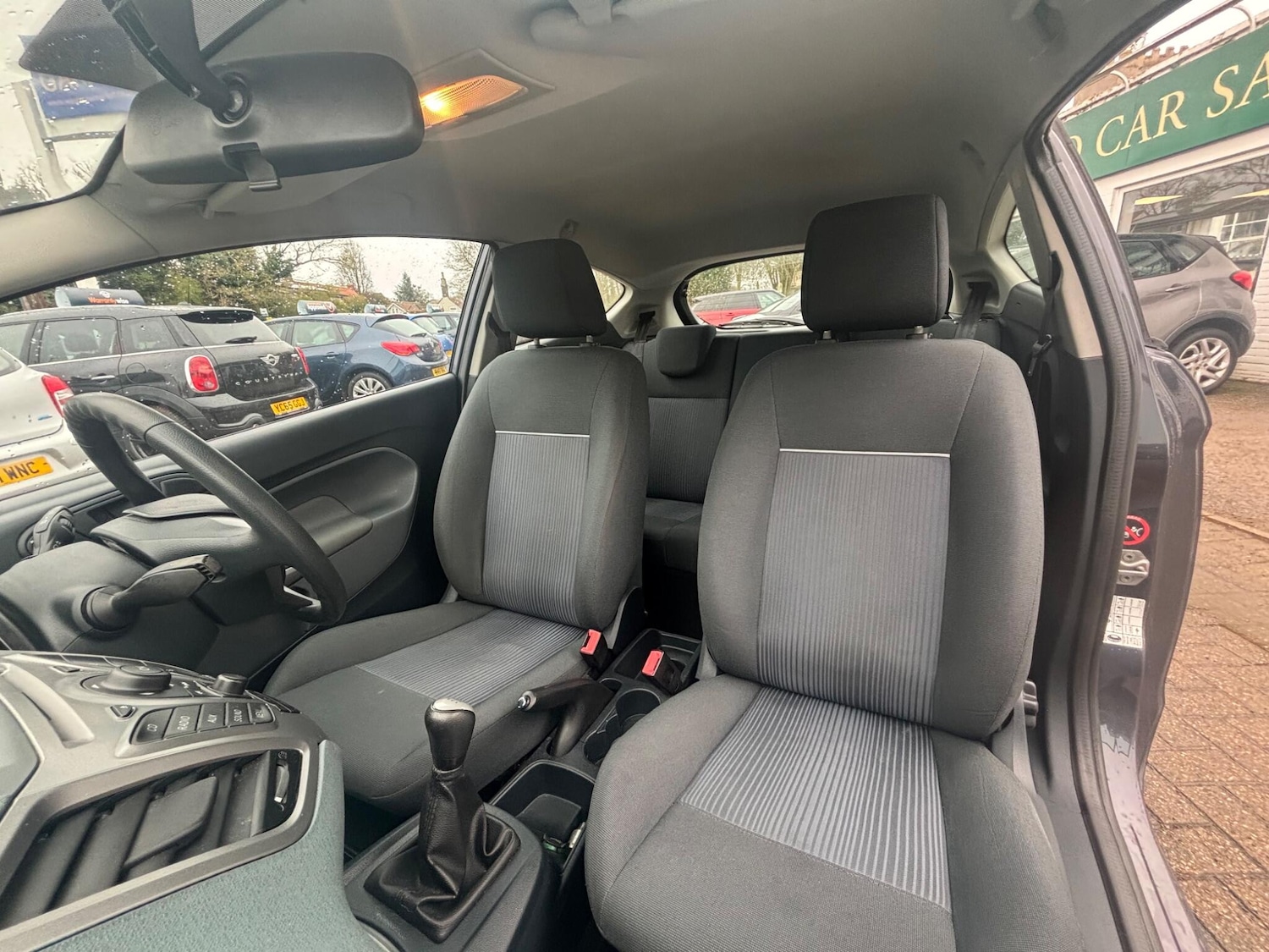 Used Ford Fiesta 2011 for sale - 77647493: Photo 32