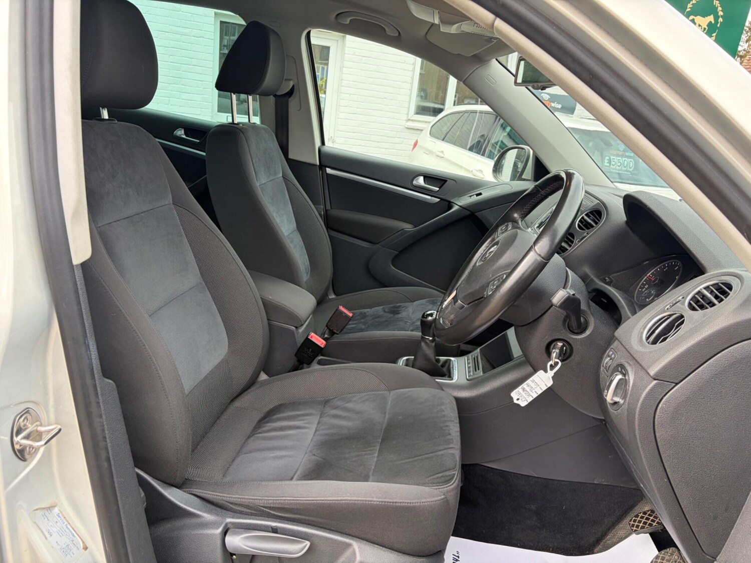 Used Volkswagen Tiguan for sale - 78111660: Photo 14