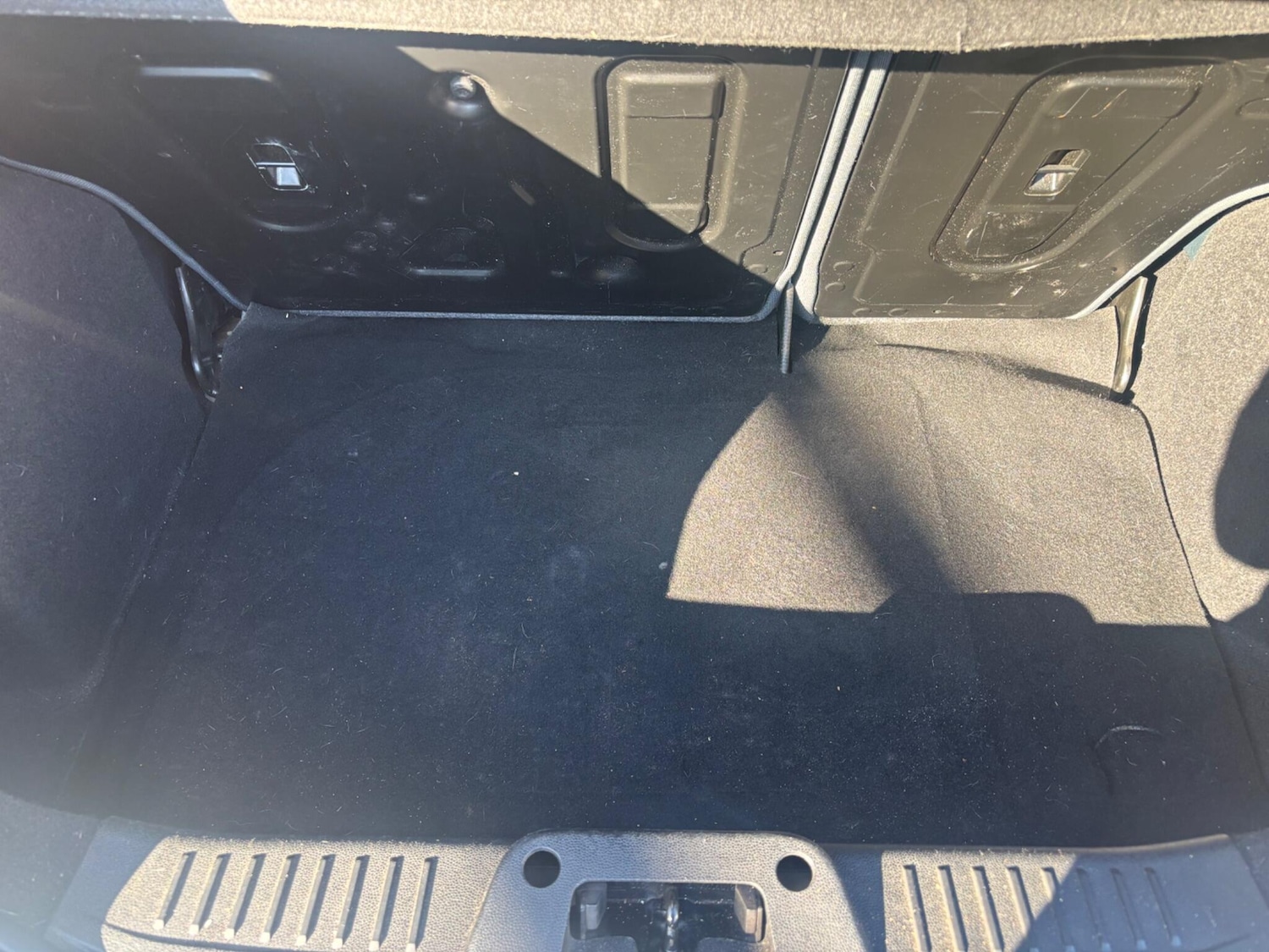 Used Ford Fiesta 2010 for sale - 77942190: Photo 12