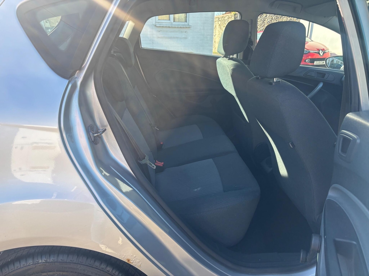 Used Ford Fiesta 2010 for sale - 77942190: Photo 19