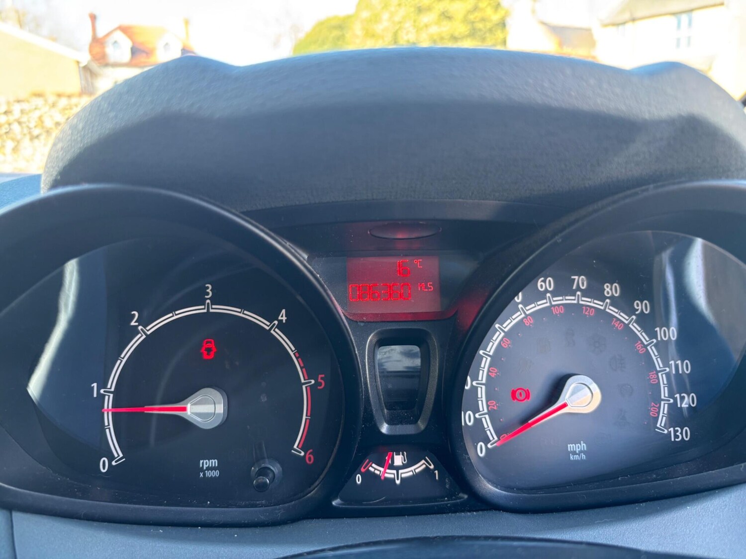 Used Ford Fiesta 2010 for sale - 77942190: Photo 22