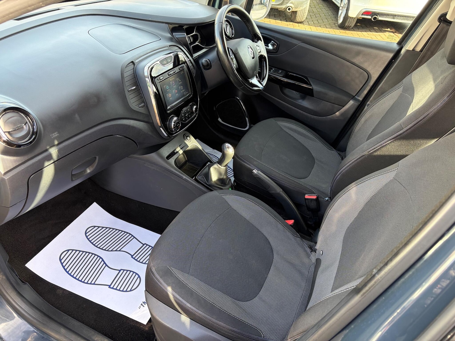 Used Renault Captur 2015 for sale - 77647485: Photo 16