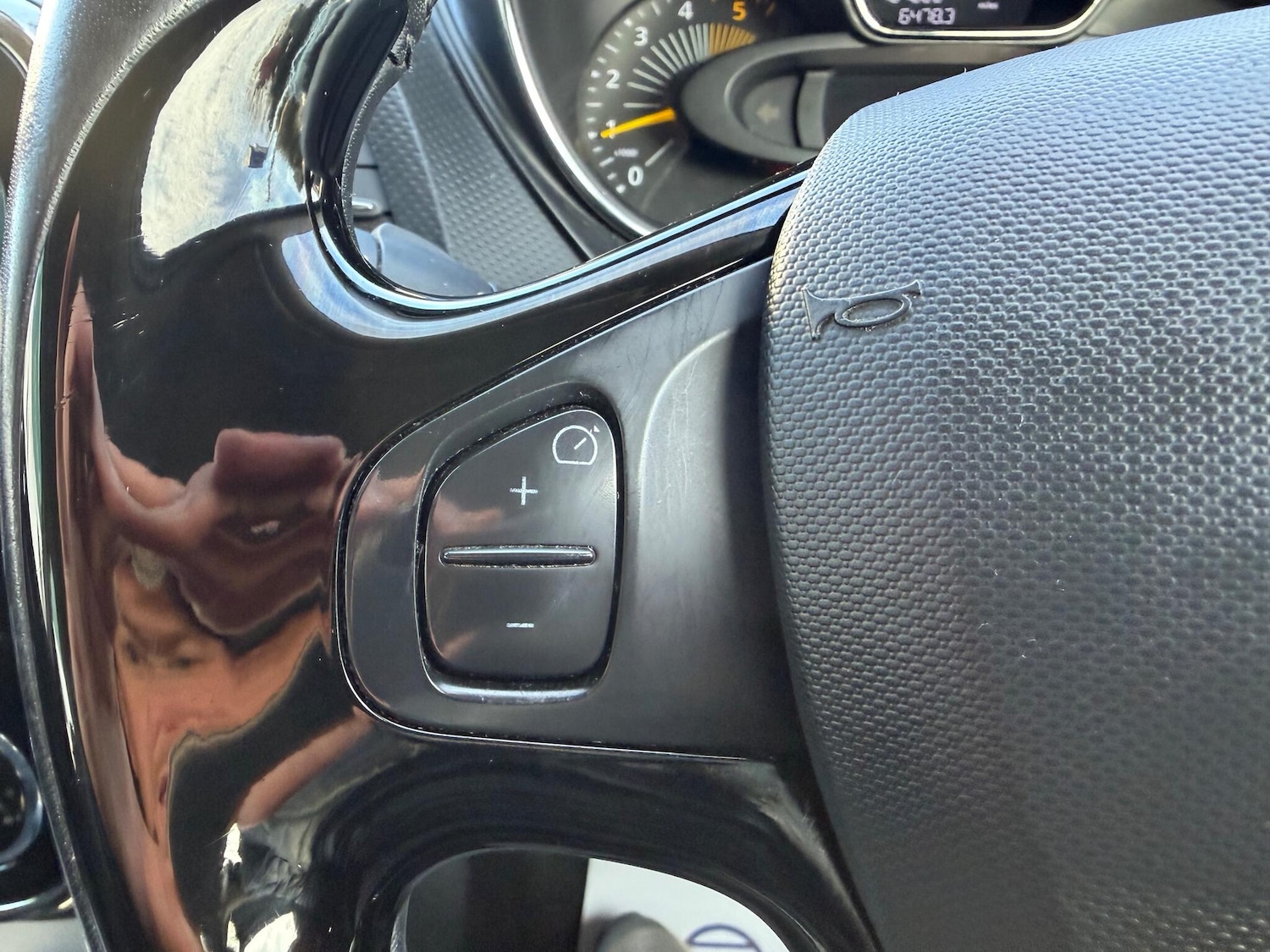 Used Renault Captur 2015 for sale - 77647485: Photo 21