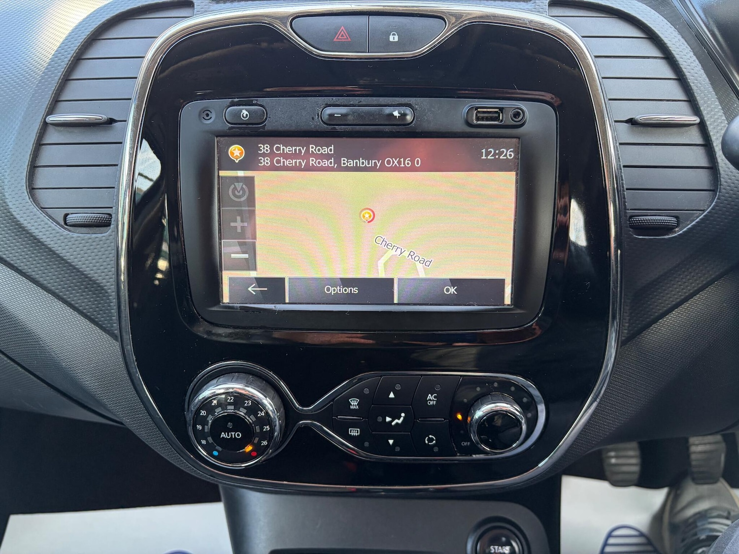 Used Renault Captur 2015 for sale - 77647485: Photo 26