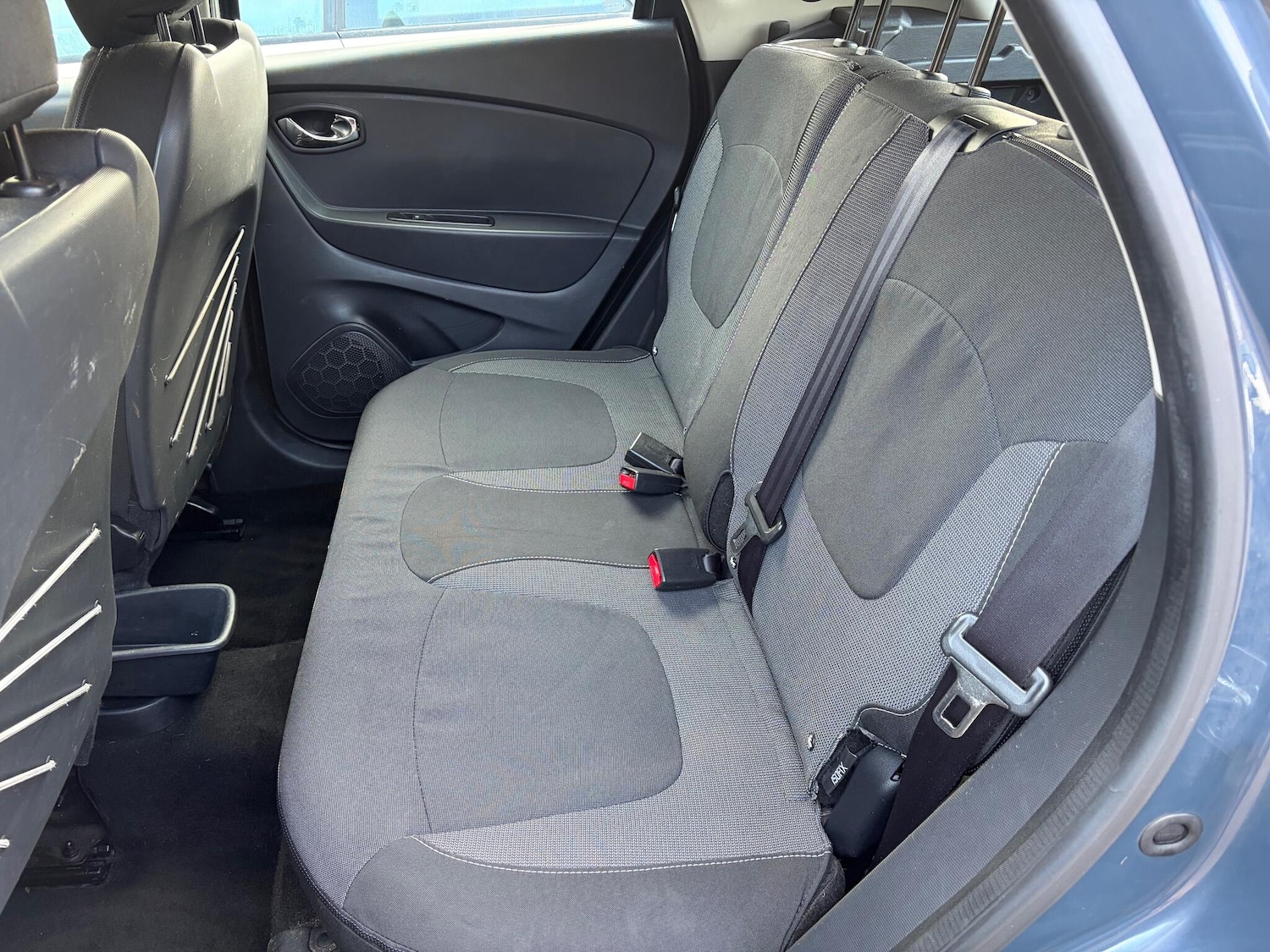 Used Renault Captur 2015 for sale - 77647485: Photo 30