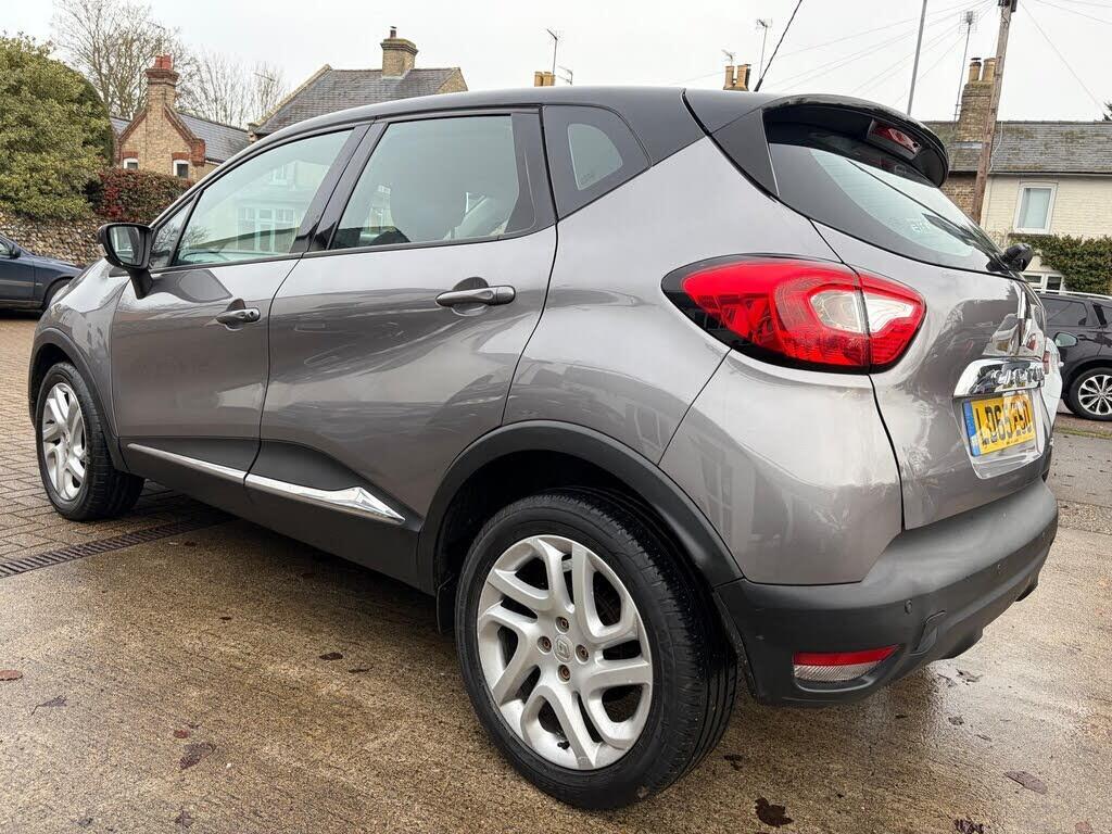 Used Renault Captur 2015 for sale - 77647487: Photo 2