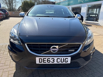 Used Volvo V40 2013 for sale - 77897422: Photo