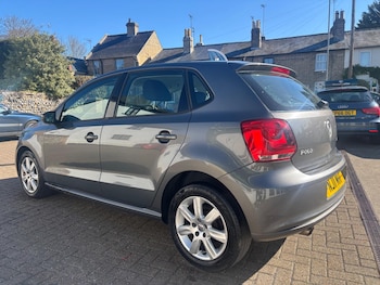 Used Volkswagen Polo 2011 for sale - 77904344: Photo