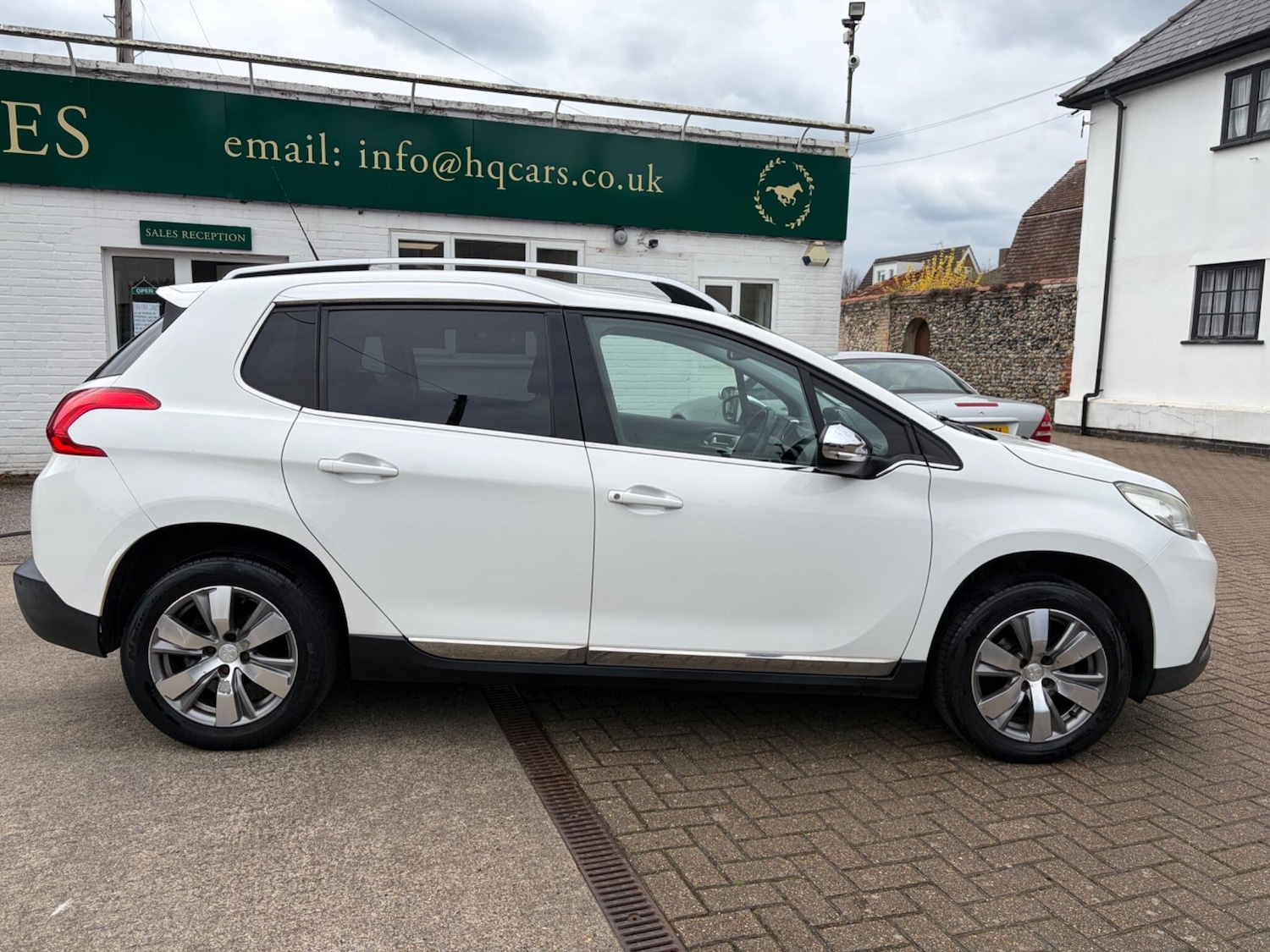 Used Peugeot 2008 2014 for sale - 78098366: Photo 10