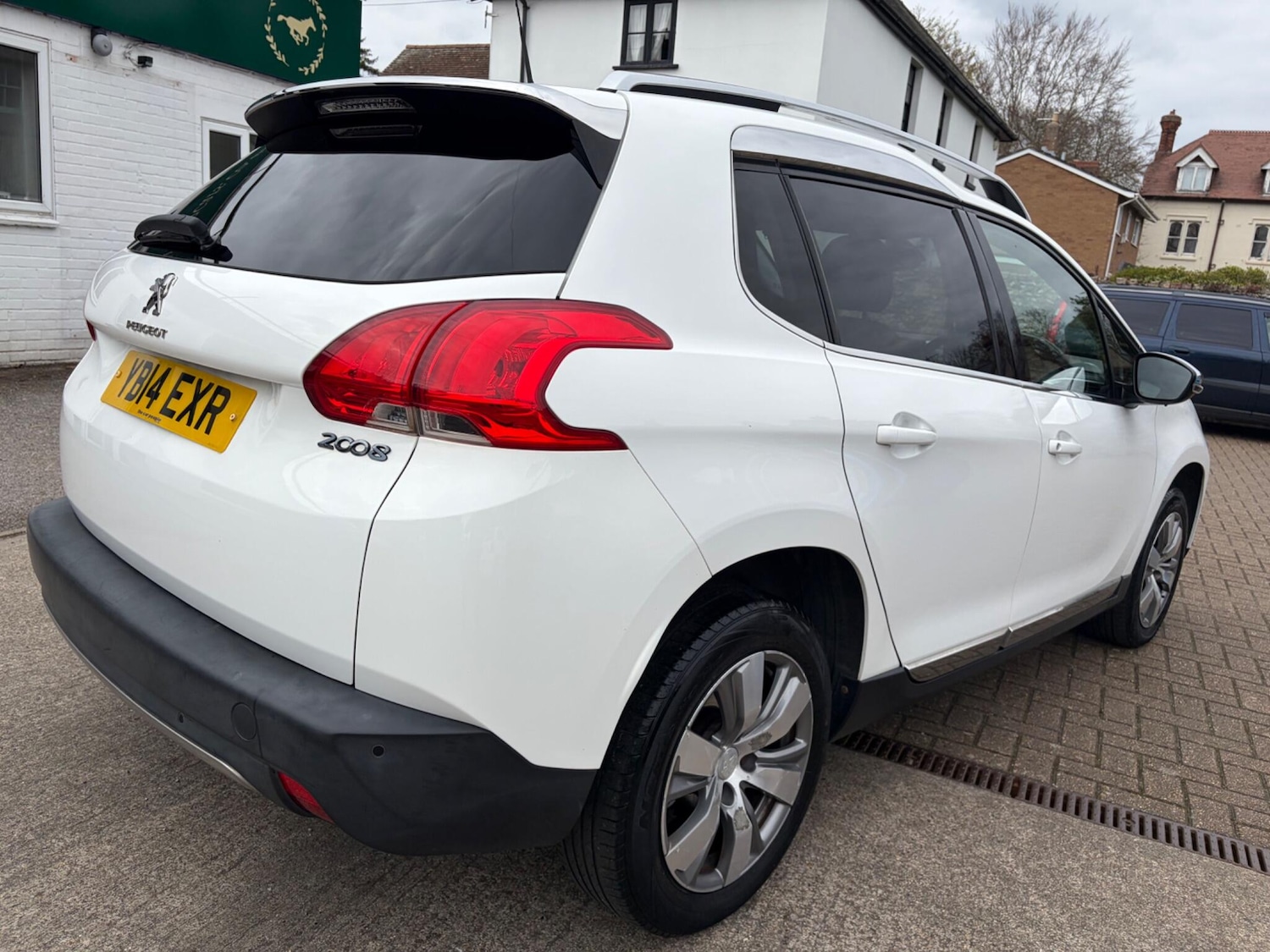 Used Peugeot 2008 2014 for sale - 78098366: Photo 11