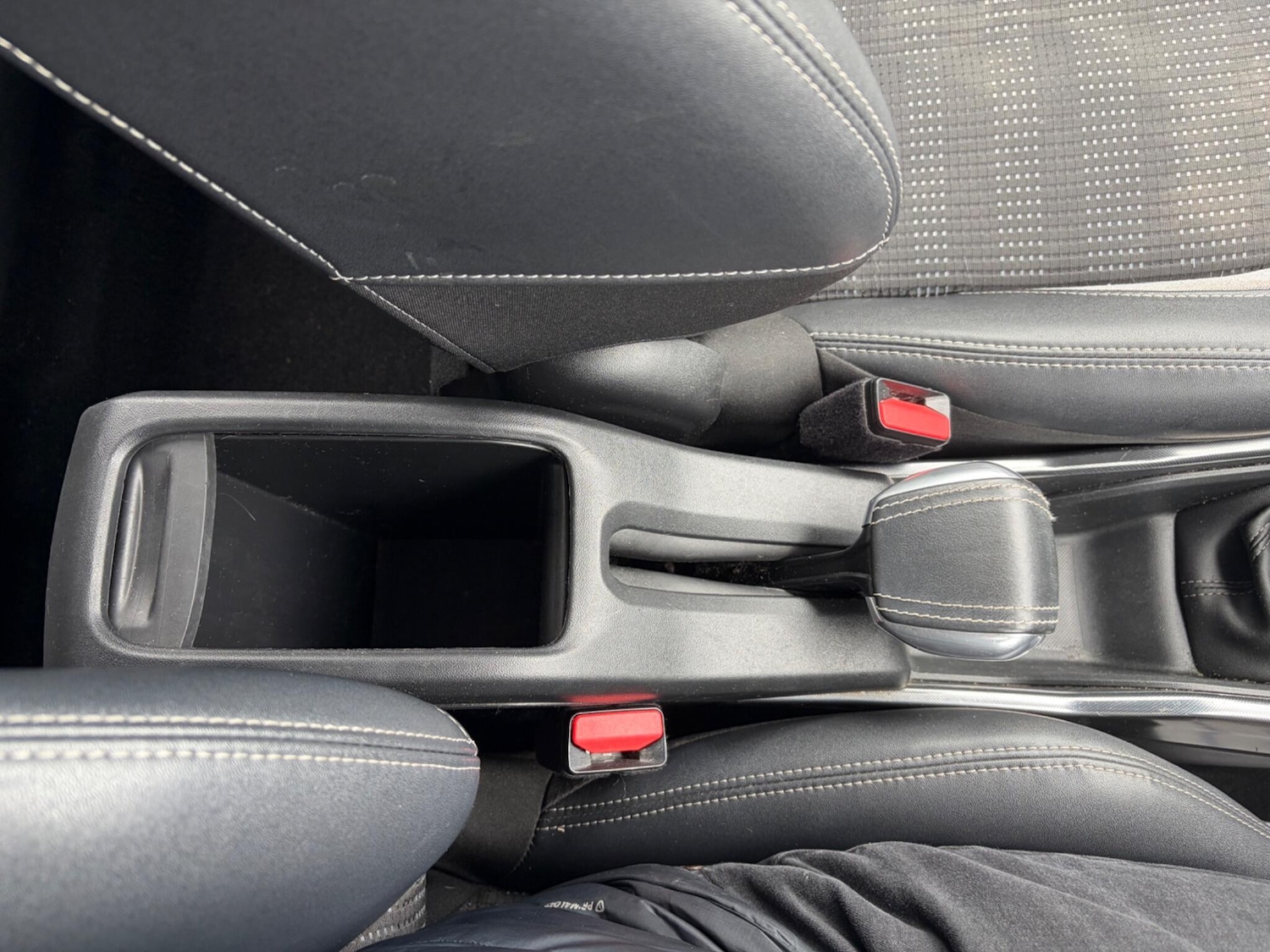 Used Peugeot 2008 2014 for sale - 78098366: Photo 13