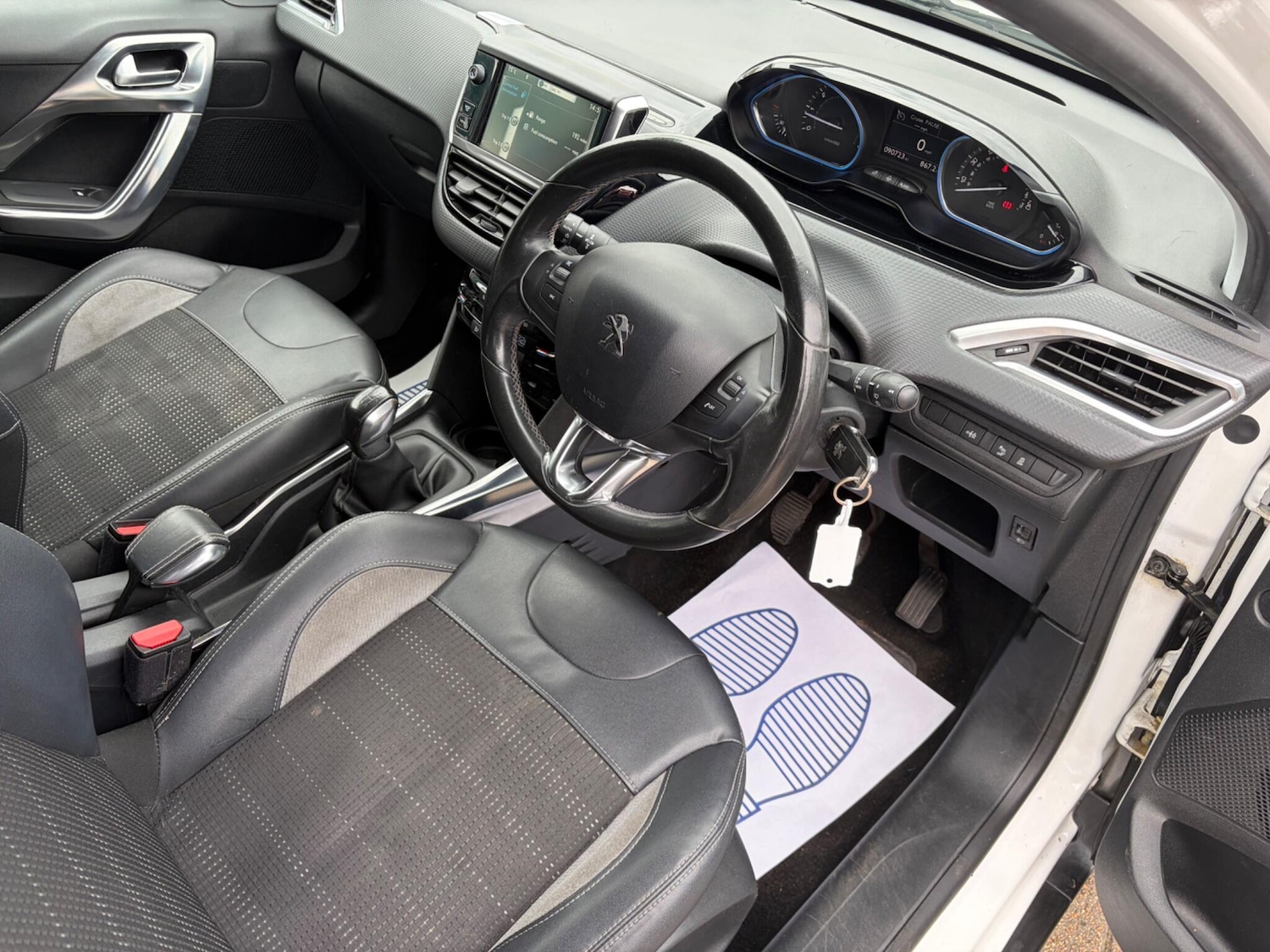 Used Peugeot 2008 2014 for sale - 78098366: Photo 15