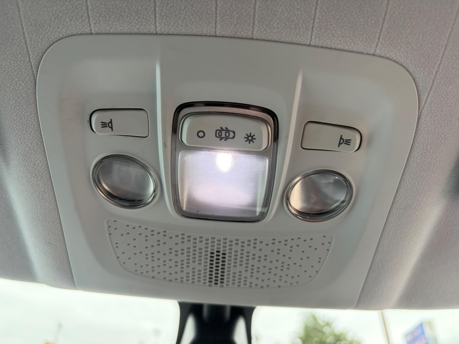 Used Peugeot 2008 2014 for sale - 78098366: Photo 23