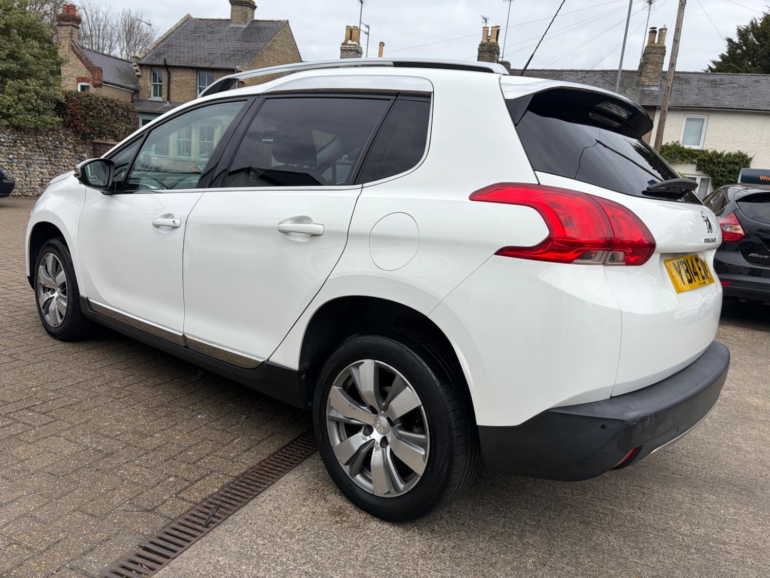 Used Peugeot 2008 2014 for sale - 78098366: Photo 4