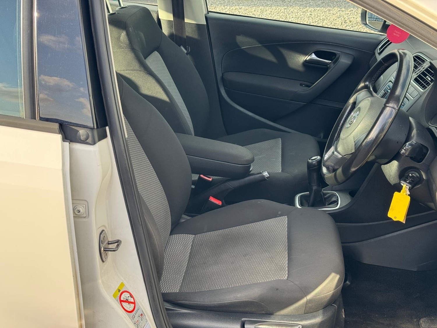 Used Volkswagen Polo 2011 for sale - 76393766: Photo 10