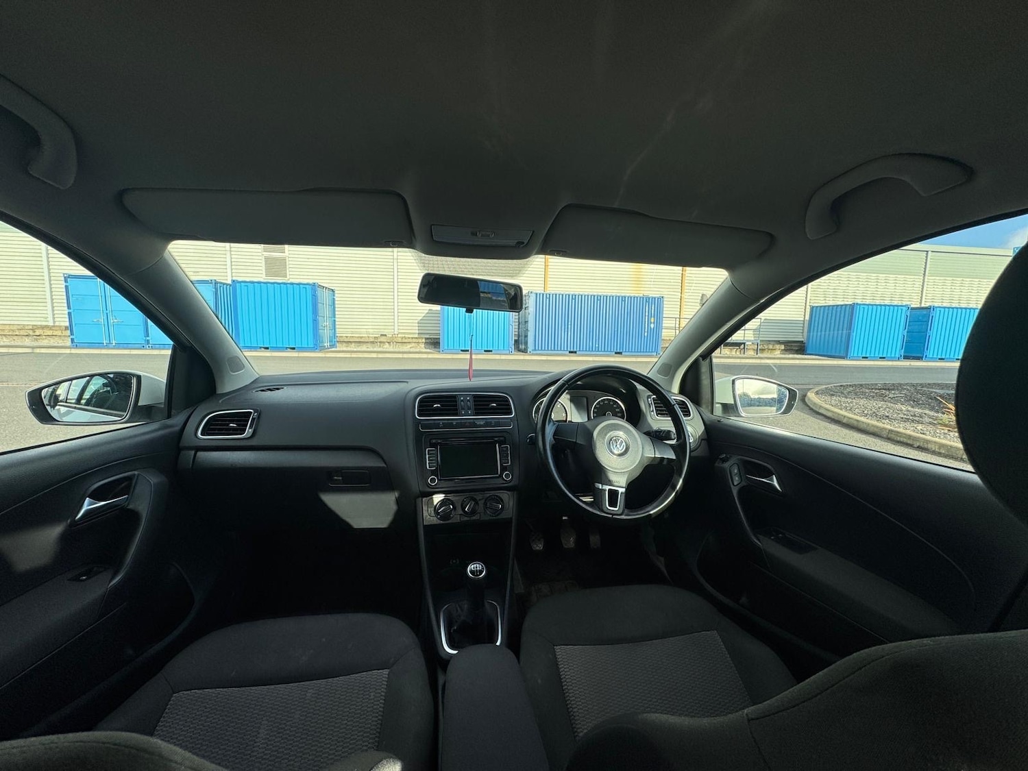 Used Volkswagen Polo 2011 for sale - 76393766: Photo 8