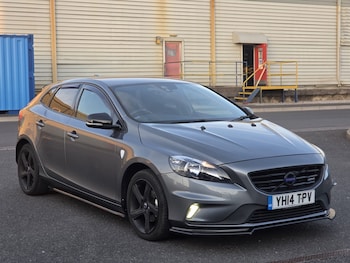 Used Volvo V40 2014 for sale - 79524930: Photo