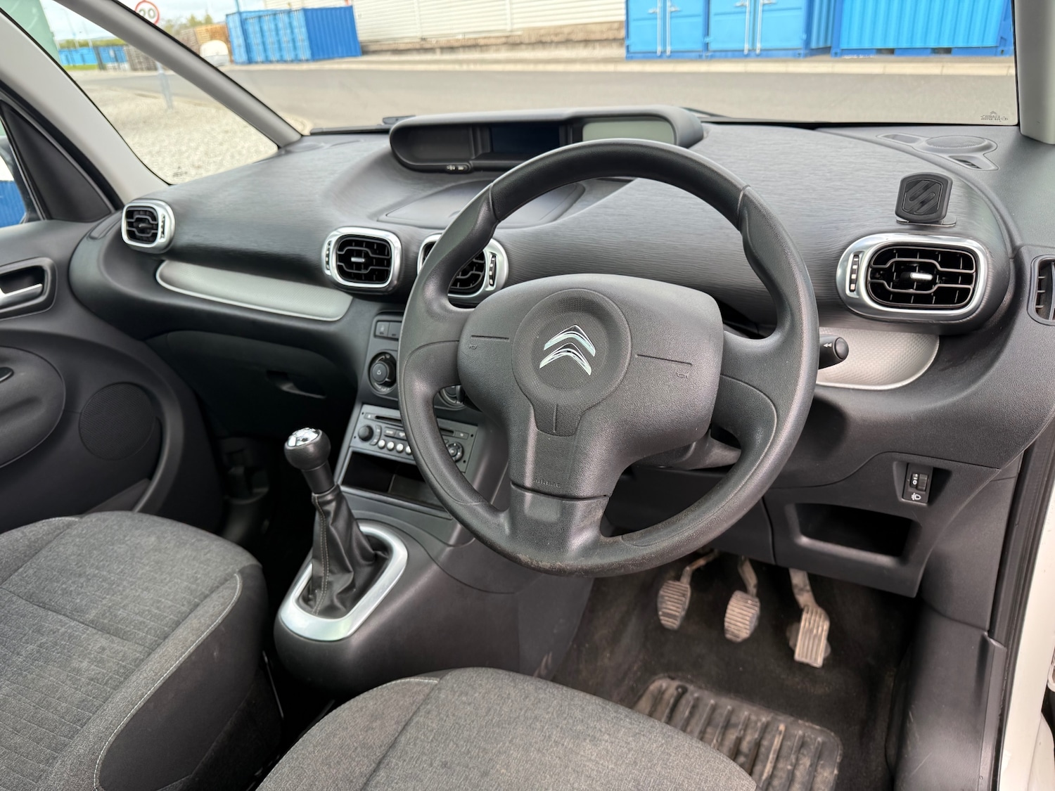 Used Citroen C3 Picasso 2015 for sale - 76177641: Photo 21