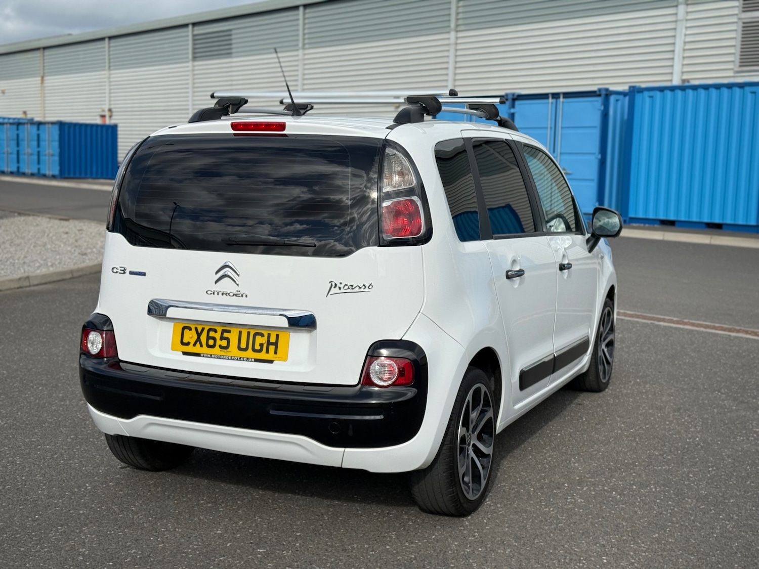 Used Citroen C3 Picasso 2015 for sale - 76177641: Photo 8