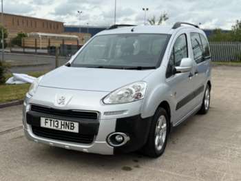 Used Peugeot Partner Tepee 2013 for sale - 74896753: Photo