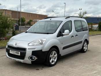 Used Peugeot Partner Tepee 2013 for sale - 74896753: Photo
