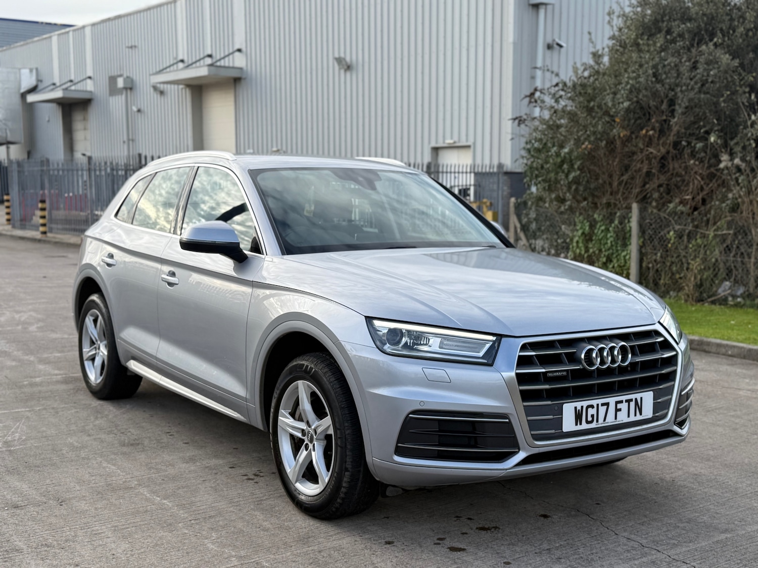 Used Audi Q5 2017 for sale - 76963666: Photo 2