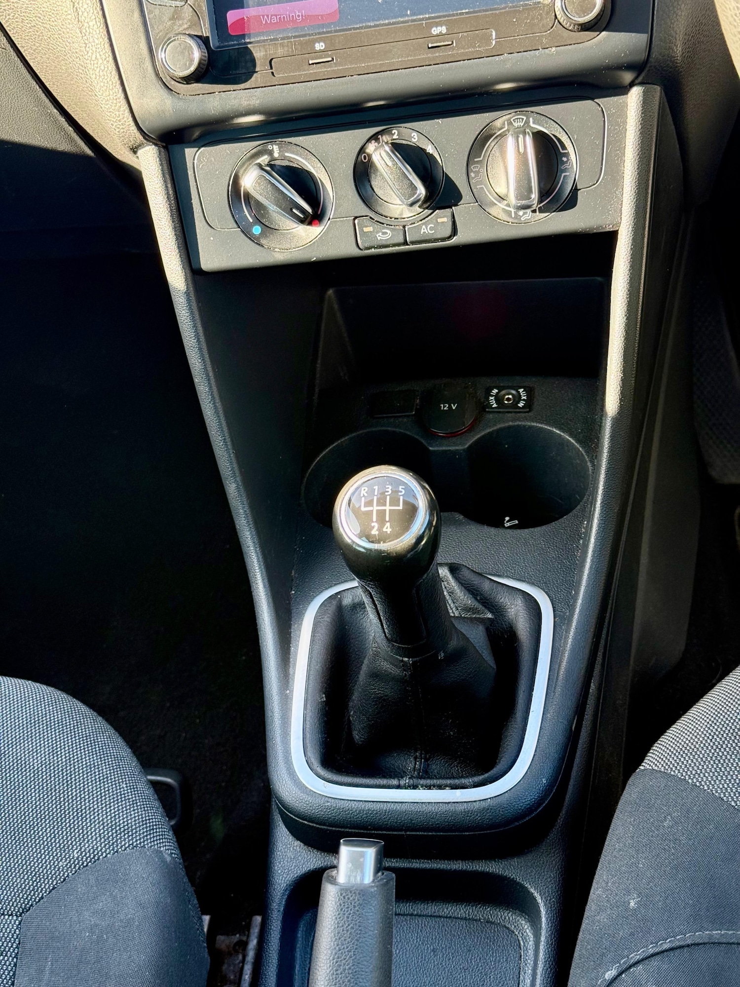 Used Volkswagen Polo 2012 for sale - 76591229: Photo 15