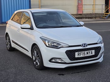Used Hyundai i20 2015 for sale - 79524785: Photo