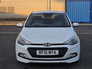 Used Hyundai i20 2015 for sale - 79524785: Photo