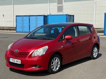 Used Toyota Verso 2011 for sale - 78670505: Photo