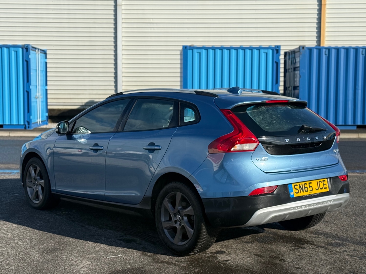 Used Volvo V40 2015 for sale - 77477015: Photo 5
