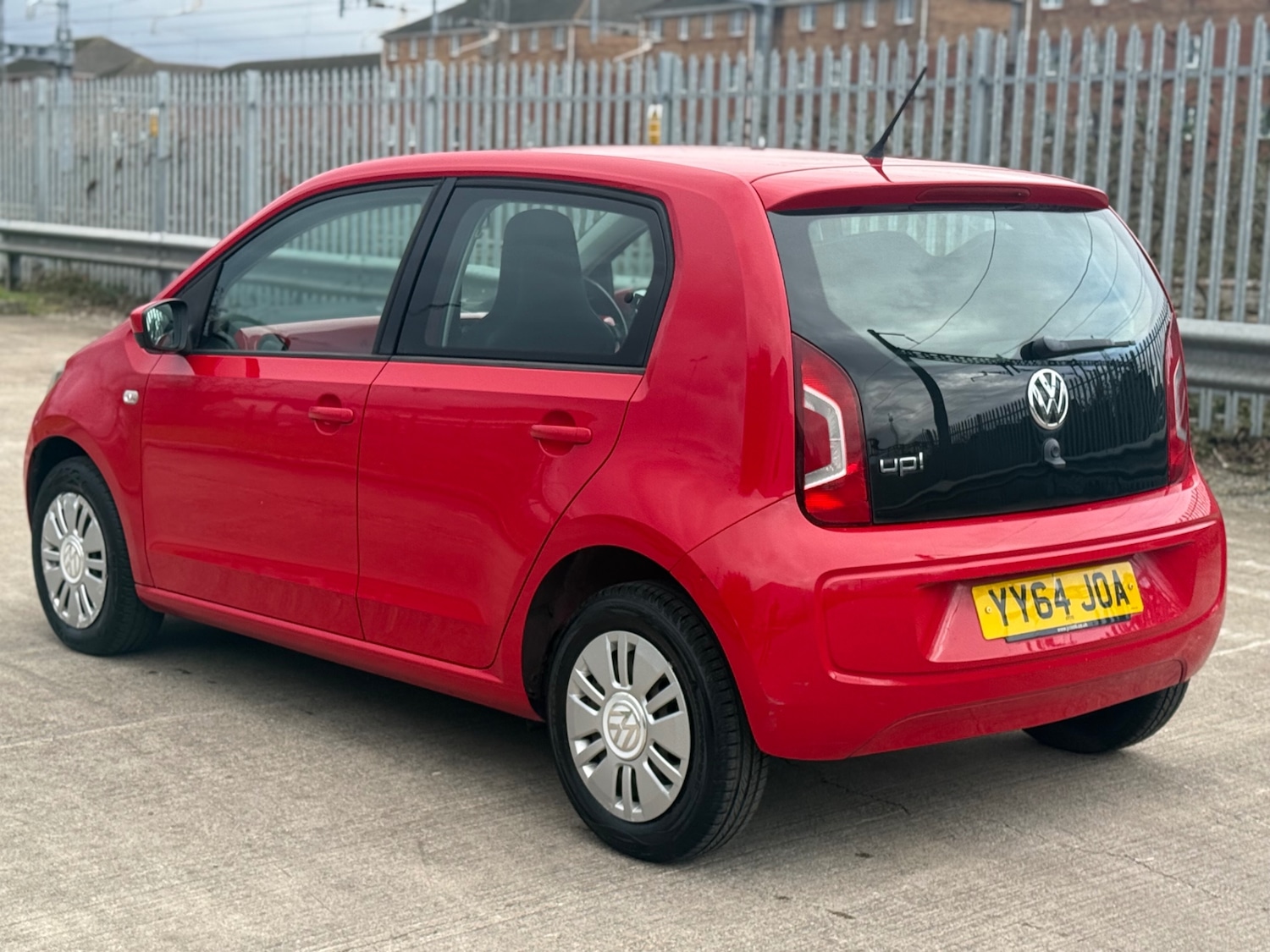 Used Volkswagen up! 2014 for sale - 77492884: Photo 5