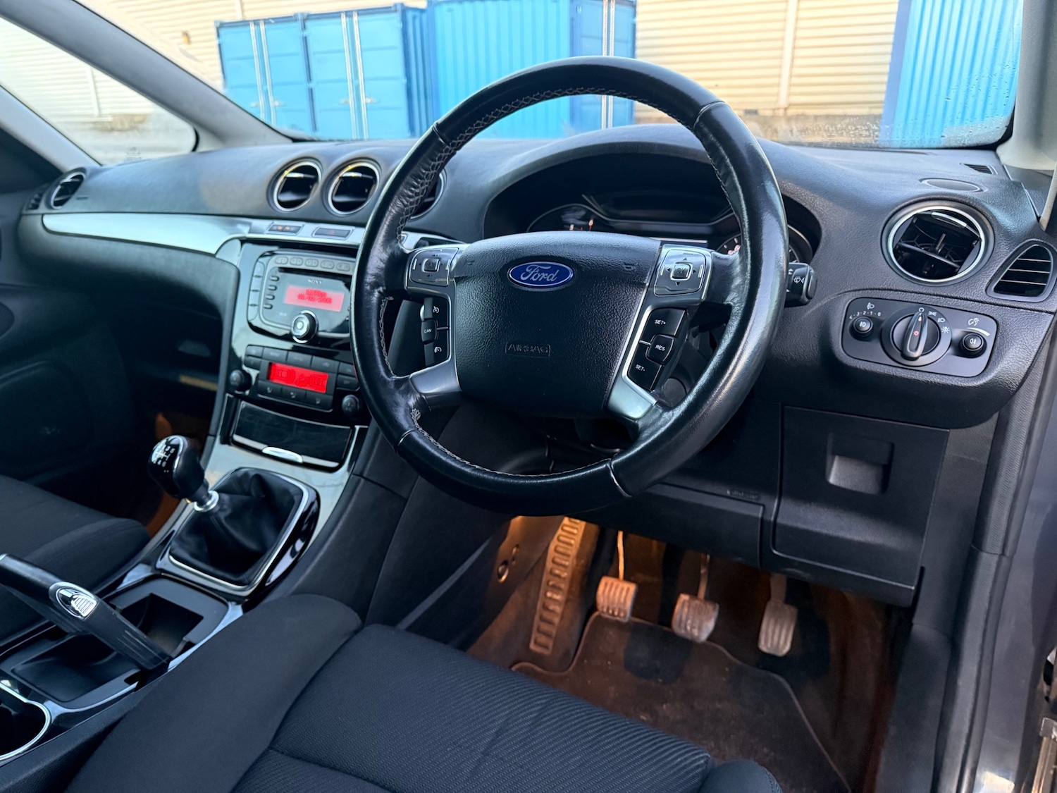 Used Ford S-Max 2015 for sale - 77085463: Photo 18