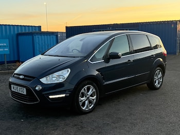 Used Ford S-Max 2015 for sale - 77085463: Photo