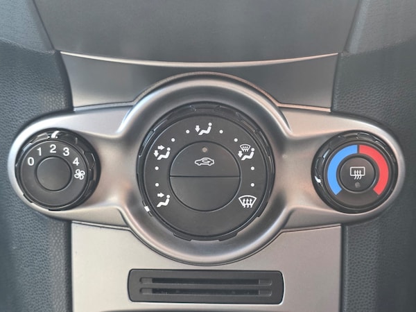 Used Ford Fiesta 2008 for sale - 75653106: Photo 20