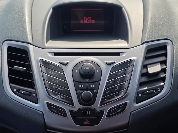 Used Ford Fiesta 2008 for sale - 75653106: Photo 21