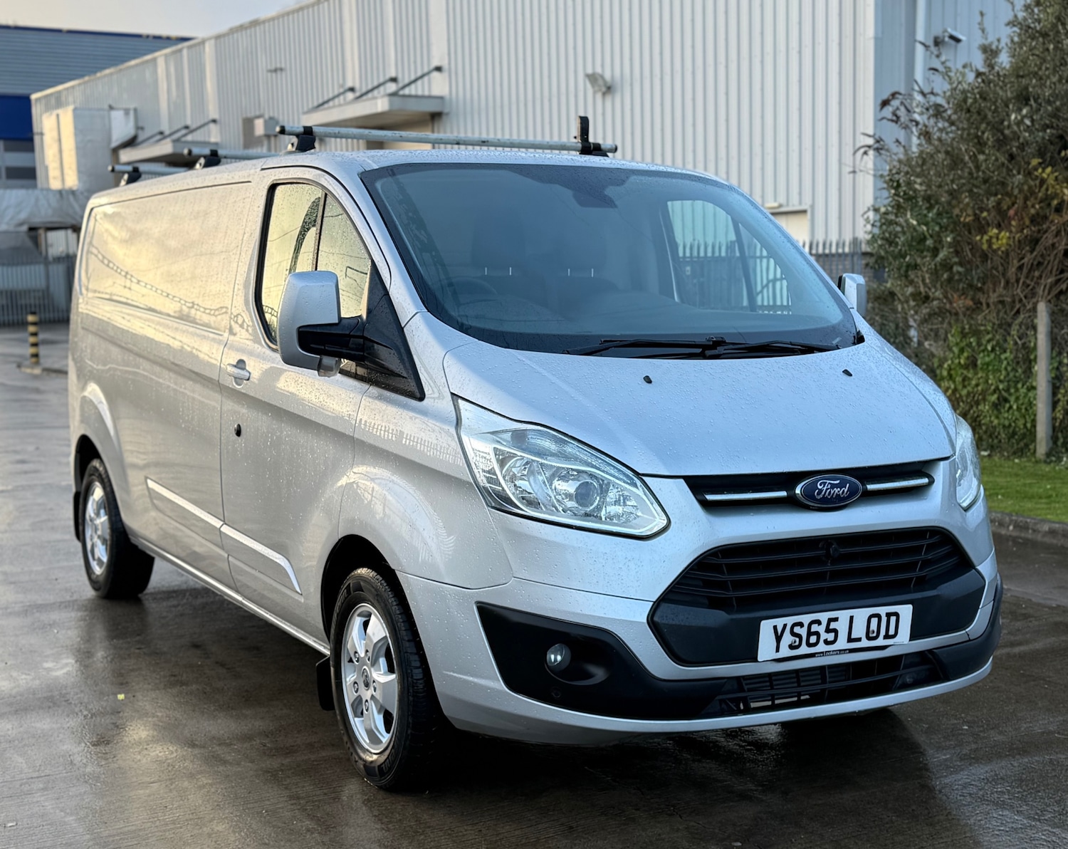 Used Ford Transit Custom 2015 for sale - 76853429: Photo 1