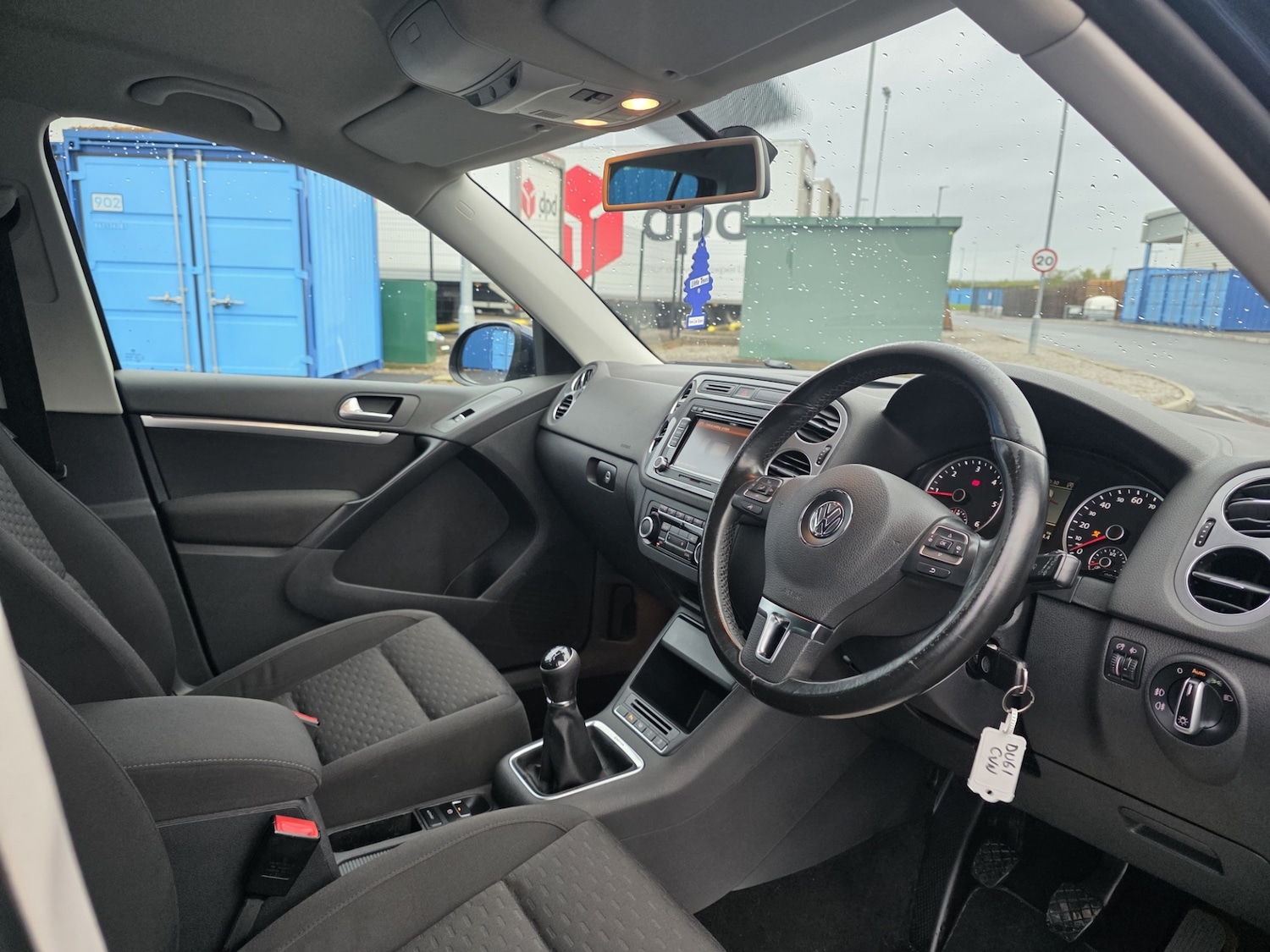 Used Volkswagen Tiguan 2011 for sale - 76172823: Photo 19