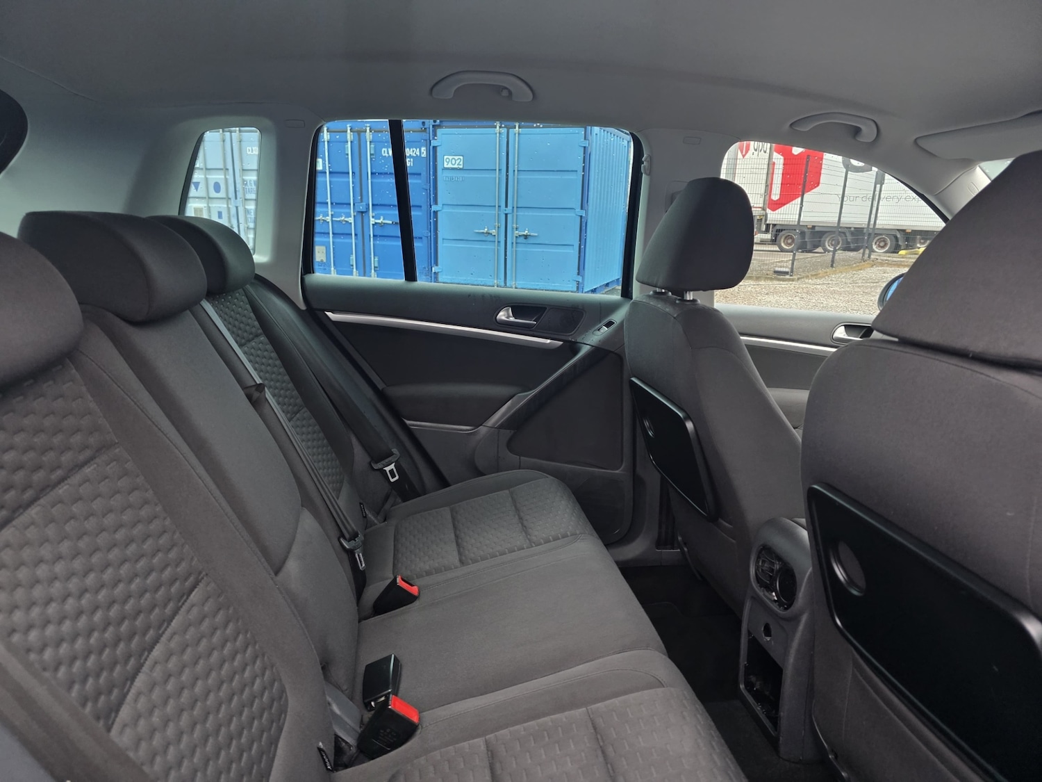 Used Volkswagen Tiguan 2011 for sale - 76172823: Photo 20