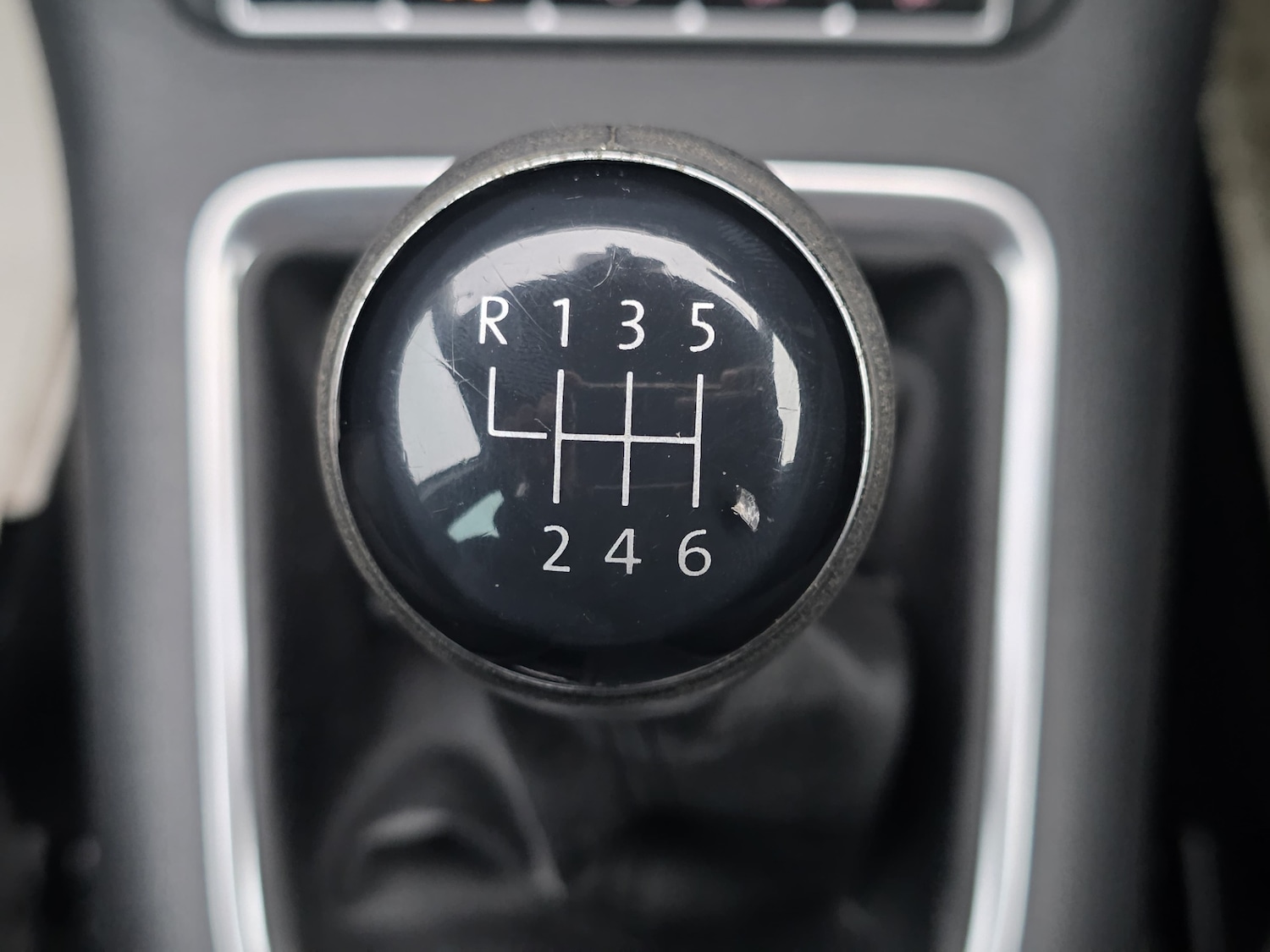Used Volkswagen Tiguan 2011 for sale - 76172823: Photo 24