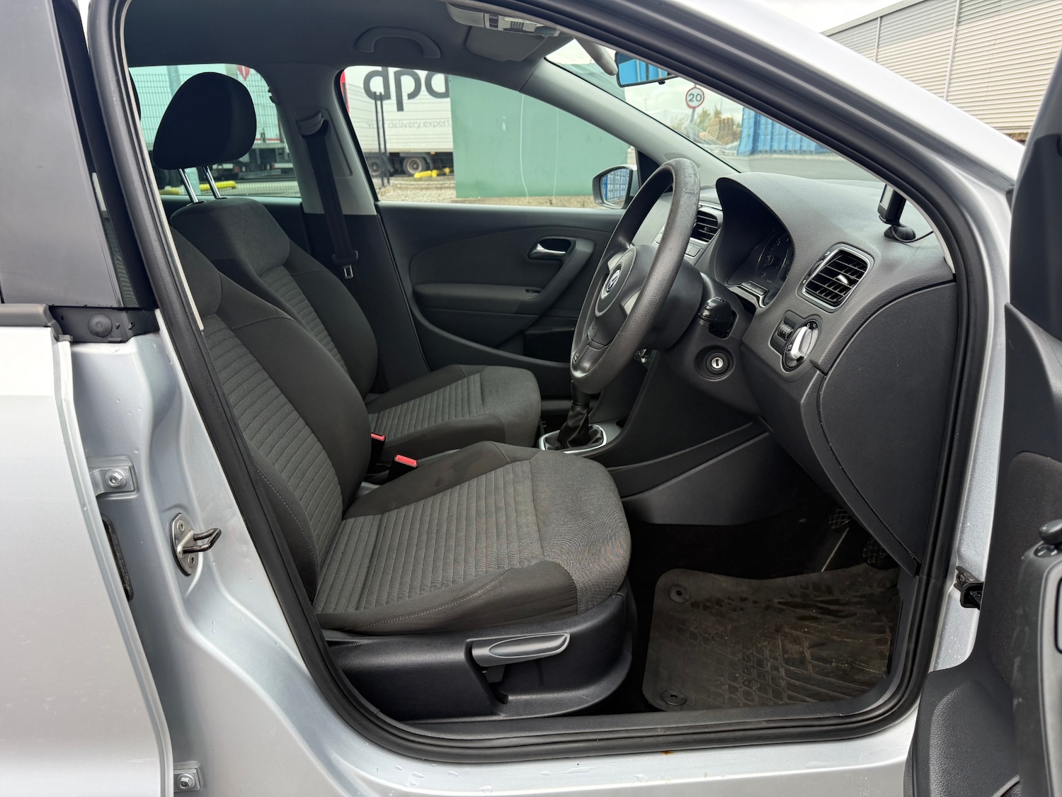 Used Volkswagen Polo 2013 for sale - 76590243: Photo 20