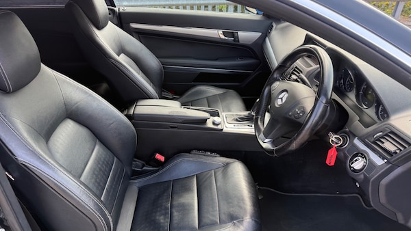Used Mercedes-Benz E-Class 2009 for sale - 75502252: Photo 11