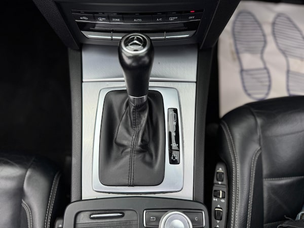 Used Mercedes-Benz E-Class 2011 for sale - 75325843: Photo 19