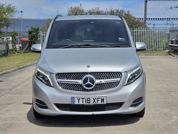 Used Mercedes-Benz V-Class 2018 for sale - 79125876: Photo